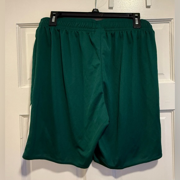 Mens Adidas Large Strike 13 Green Climalite Soccer Shorts NWT - Picture 2 of 7